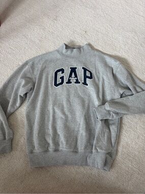 GAP Women’s Gray Mock Neck Logo Sweatshirt